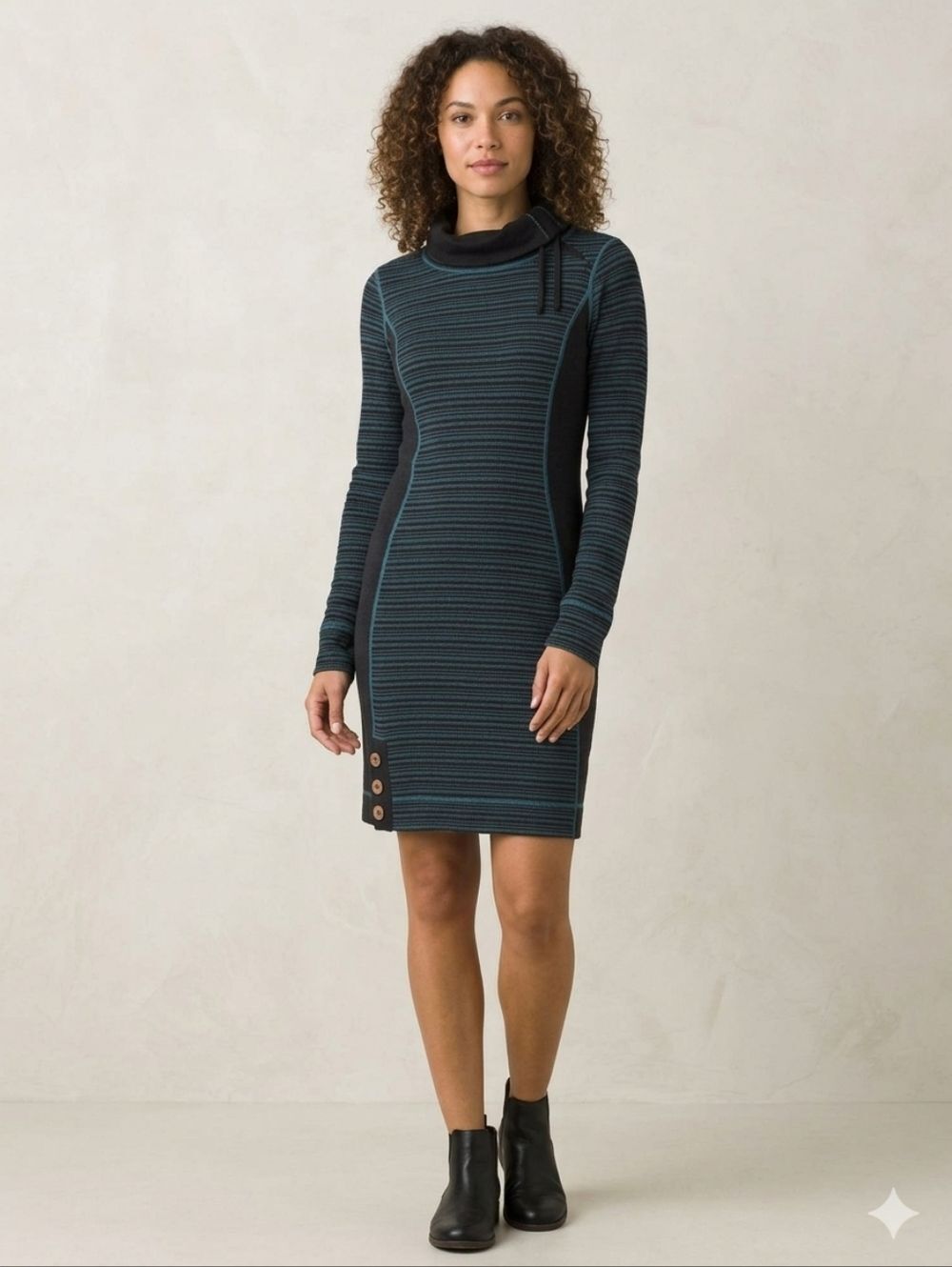 Prana Black and Teal Long Sleeve Dress